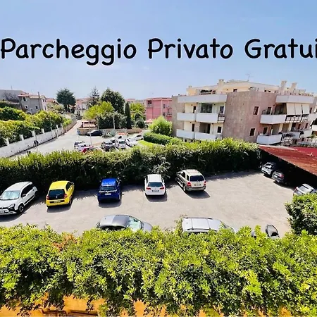 Apartment Tsuki House