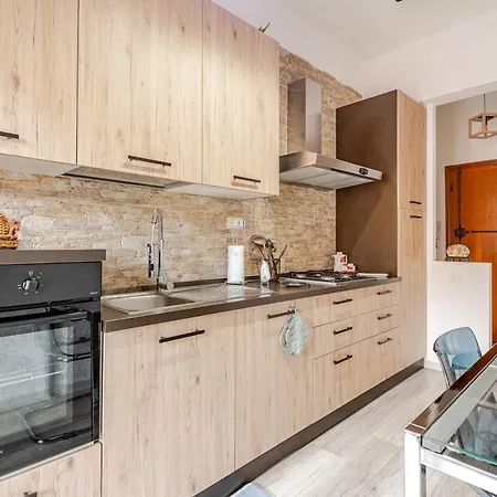Tsuki House Apartament *