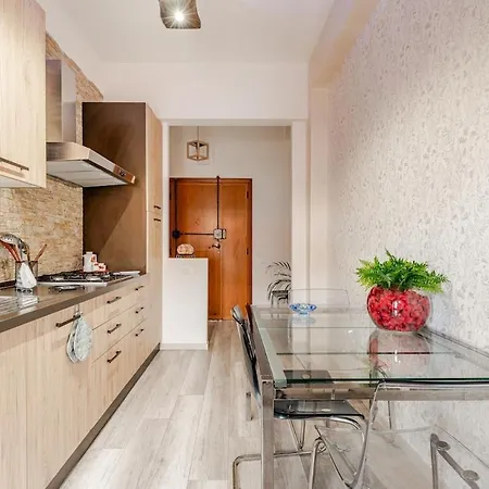 Apartament Tsuki House *